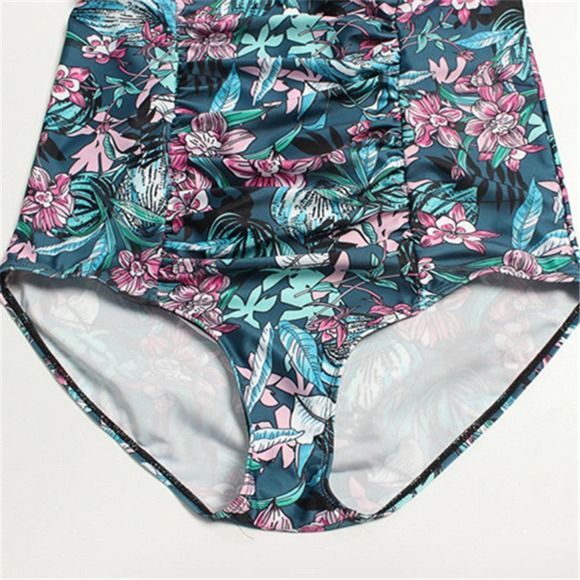 Women's plus size one piece swimwear - Picture 2 of 8